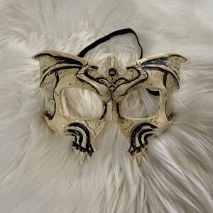 Gothic Cream and Black Mask